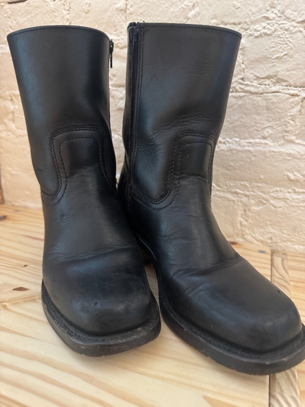 Frye Campus Boots